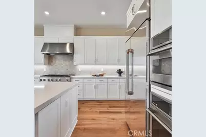 29798 Camino La Cumbre, Valencia, CA 91354 - Photo 4