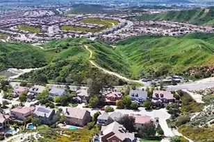 29798 Camino La Cumbre, Valencia, CA 91354 - Photo 42