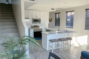 33040 Rancho Vista Dr, Cathedral City, CA 92234 - Photo 6