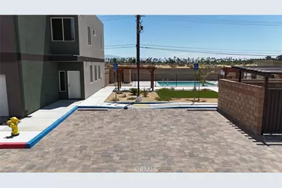33040 Rancho Vista Drive, Cathedral City, CA 92234 - Photo 10