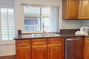 6 Palos, Irvine, CA 92612 - Photo 12