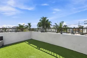 1209 Huntington St, Huntington Beach, CA 92648 - Photo 32