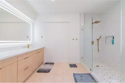 11 Santa Comba, Irvine, CA 92606 - Photo 24