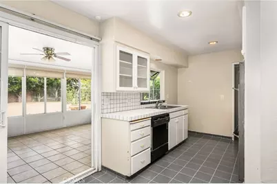 2211 Meyer, Costa Mesa, CA 92627 - Photo 12