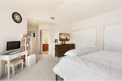 22 Rocky Creek Lane, Laguna Hills, CA 92653 - Photo 16