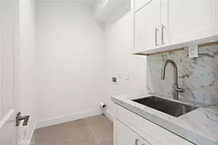 8719 Hummingbird, Fountain Valley, CA 92708 - Photo 18