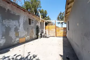 2101 S Sycamore, Santa Ana, CA 92707 - Photo 20