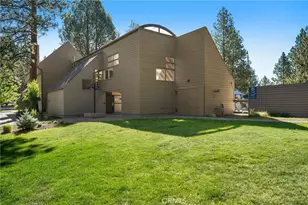 19717 SW Mt Bachelor Dr, Outside Area (Outside Ca), CA 97702 - Photo 36