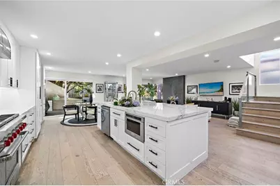 526 Vista Grande, Newport Beach, CA 92660 - Photo 12