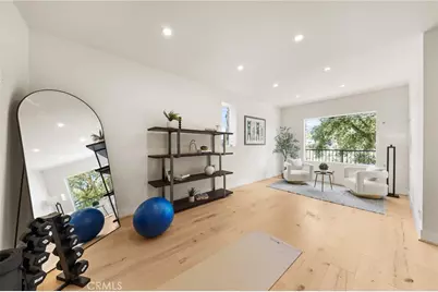 2927 Park Center, Los Angeles, CA 90068 - Photo 10