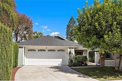 30 W Oxbow Creek, Laguna Hills, CA 92653 - Photo 2
