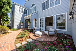 18 Hillsdale, Newport Beach, CA 92660 - Photo 2