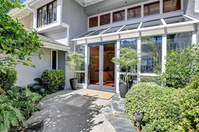1 Saint Tropez, Newport Beach, CA 92660 - Photo 8
