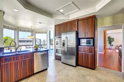 1 Saint Tropez, Newport Beach, CA 92660 - Photo 22