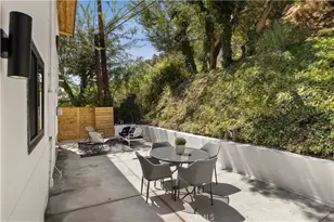 1643 San Ysidro Dr, Beverly Hills, CA 90210 - Photo 42