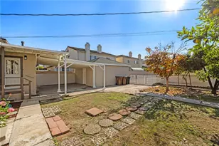 2100 W Valencia Dr, Fullerton, CA 92833 - Photo 24