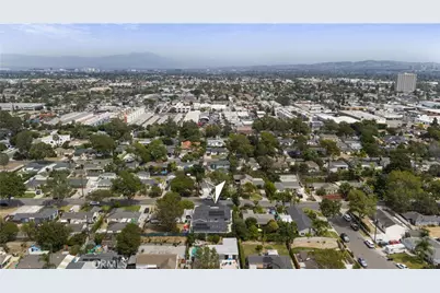 2049 Monrovia, Costa Mesa, CA 92627 - Photo 52