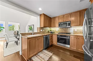 177 Lockford, Irvine, CA 92602 - Photo 16