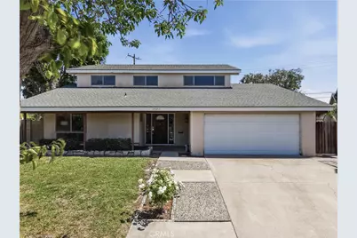 17372 Mira Loma Circle, Huntington Beach, CA 92647 - Photo 2
