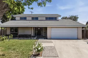 17372 Mira Loma Cir, Huntington Beach, CA 92647 - Photo 2