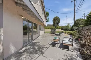 17372 Mira Loma Cir, Huntington Beach, CA 92647 - Photo 42