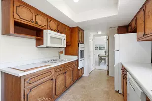 17372 Mira Loma Cir, Huntington Beach, CA 92647 - Photo 16