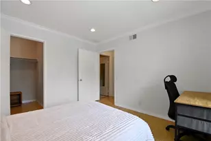 141 Oxford, Irvine, CA 92612 - Photo 14
