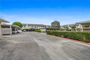 141 Oxford, Irvine, CA 92612 - Photo 20