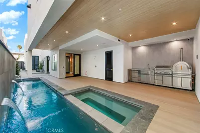 816 Pacific Coast Highway, Huntington Beach, CA 92648 - Photo 6