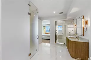 816 Pacific Coast Hwy, Huntington Beach, CA 92648 - Photo 20