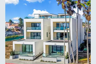 816 Pacific Coast Highway, Huntington Beach, CA 92648 - Photo 2