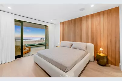 816 Pacific Coast Highway, Huntington Beach, CA 92648 - Photo 16