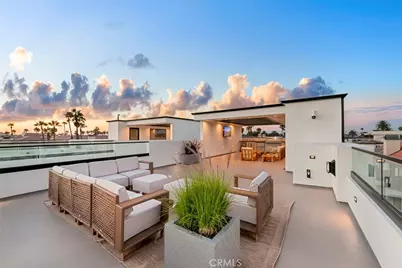 816 Pacific Coast Highway, Huntington Beach, CA 92648 - Photo 28