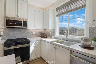 2177 Aneto Wy, Santa Paula, CA 93060 - Photo 2