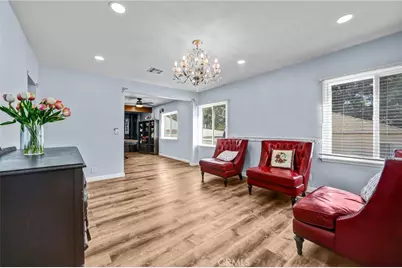 4308 Cloud Avenue, La Crescenta, CA 91214 - Photo 2