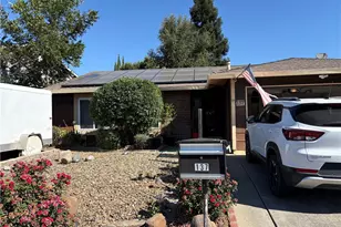 137 Huntington, Vacaville, CA 95687 - Photo 2