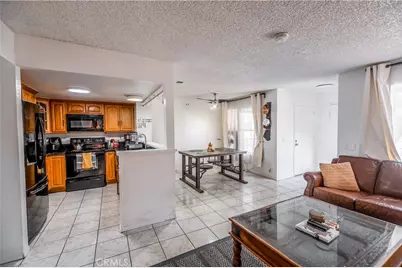 300 E Chestnut #300Q, Santa Ana, CA 92701 - Photo 4
