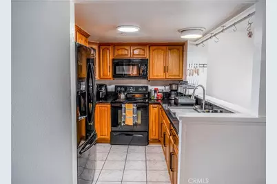 300 E Chestnut #300Q, Santa Ana, CA 92701 - Photo 8