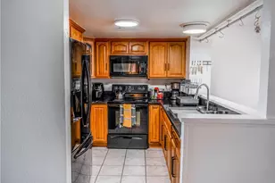 300 E Chestnut, Santa Ana, CA 92701 - Photo 10