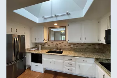 1551 M5-113K Homewood, Seal Beach, CA 90740 - Photo 2
