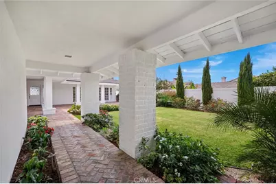 37 Montecito Drive, Corona del Mar, CA 92625 - Photo 4