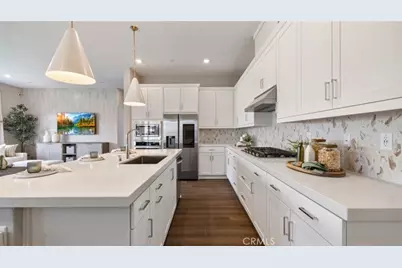 24488 Via cobija, Valencia, CA 91354 - Photo 2