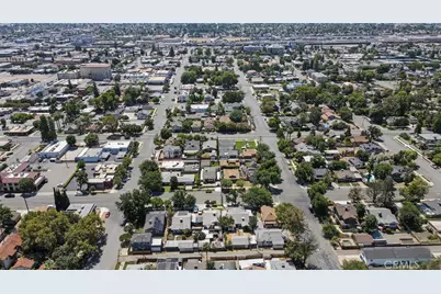 2112 C St, Bakersfield, CA 93301 - Photo 4