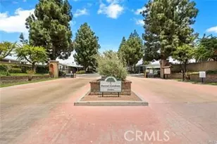 24922 Muirlands Blvd, Lake Forest, CA 92630 - Photo 2