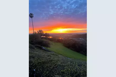 17 Via Belmonte, Rancho Santa Margarita, CA 92688 - Photo 2