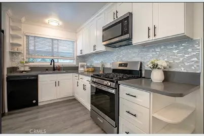 8217 Poinsettia Drive, Buena Park, CA 90620 - Photo 22