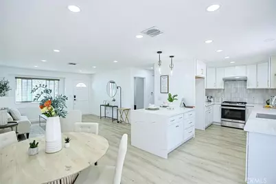 15611 Toway, Huntington Beach, CA 92647 - Photo 10