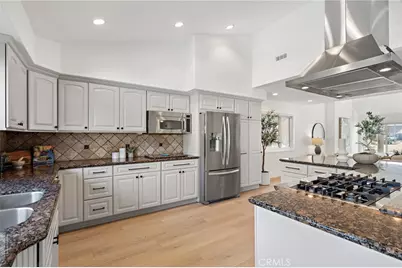 21902 Summerwind Lane, Huntington Beach, CA 92646 - Photo 6