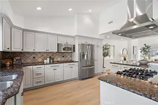21902 Summerwind Ln, Huntington Beach, CA 92646 - Photo 6