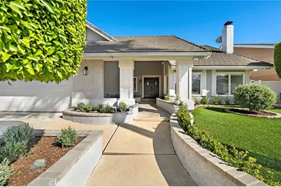 21902 Summerwind Lane, Huntington Beach, CA 92646 - Photo 2